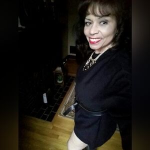 KATE & MALLORY TUNIC SWEATER-W/ZIPPERED CLOSURES-(SZ. LARGE)